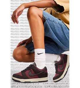 Nike Dunk Low Covered in Fleece Burgundy Unisex Sneaker Bordo