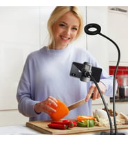 AKROBATİK IŞIKLI YOUTUBERLAR İÇİN TELEFON TUTACAĞI