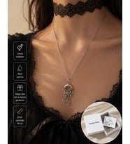 Gotik Denizanası Figürlü Unisex Kolye – Minimal Metal Görünümlü Alternatif Stil Kolye