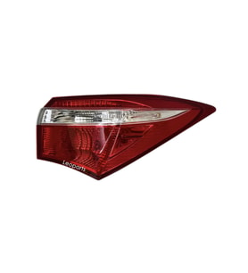 Leoparts Toyota Corolla Stop Lambası Dış Sağ 2013-2016 81551-02790