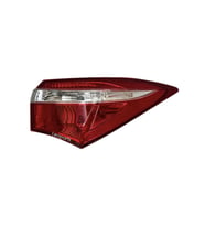 Leoparts Toyota Corolla Stop Lambası Dış Sağ 2013-2016 81551-02790