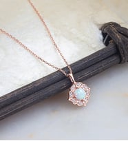 925 Ayar Gümüş Opal Taşlı Sultan Kolye (Rose-Beyaz)