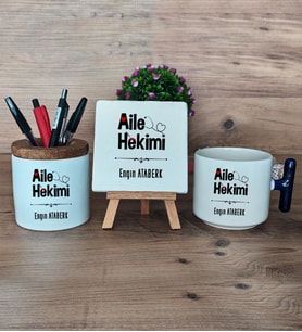 Aile Hekimi Hediye Sepeti Kupa Bardak T Kulplu, Kalemlik ve Dekoratif Taş Doktora Tıp Bayramı Hediyesi (Model 2)