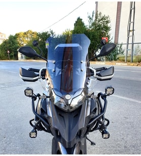 MOTOCAM Benelli TRK 502  Ön Cam 2017-2026 Model 54cm Füme Renkli 4mm