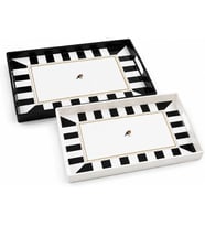 2'li Servis Tepsisi Seti - 38 x 28 x 3,5 cm Büyük Boy Sunum Tepsisi - Siyah Beyaz Çizgili Desen - Kulplu Plastik Kahvaltı Çay Kahve İkram Seti - Mutfak Salon Balkon ve Davet Kullanımı