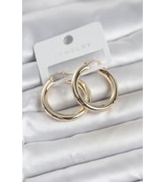 Gold Renk Pirinç Halka 30 mm Kadın Küpe TJ-BKP11759
