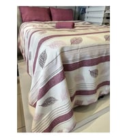 Mor Yaprak Desenli Tek Kişilik Pike – 160x240 cm  Doğadan Şıklık ve Hafiflik