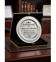 Kadife Kutulu Gümüş Renk Metal Plaket Başak Desenli Kişiye Özel Tebrik Ödül Plaketi Kurumsal Plaketler