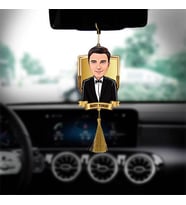 Smokinli Erkek Karikatürlü Araba Süsü