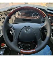 Mercedes Axor Travego Araca Özel Direksiyon Kılıfı AHŞAP NOKTA SİYAH İP