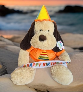 Oturan Happy Birthday Köpek (Krem)