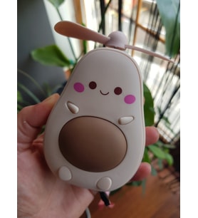 Sevimli Avokado Tasarımlı Led Işıklı USB Kablolu Mini Fan I Masa Üstü Ve Boyun Kullanımı Vantilatör