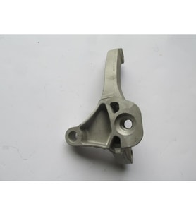 RENAULT CLIO- 4- HB- 16/20; MOTOR TAKOZU BAĞLANTI KULAĞI 1.2CC OTOMATİK (ALÜMİNYUM) 112539045R