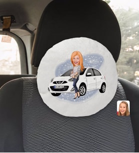 BK Gift Kişiye Özel Plakalı Kadın Nissan Micra Karikatürlü Yuvarlak Araç Koltuk Yastığı-1