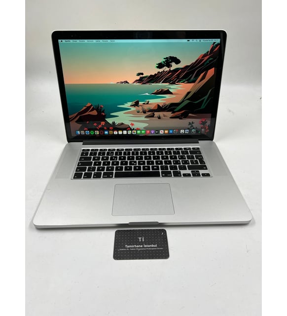 Apple Macbook Pro A1398 i7-4770 8 GB 512 GB SSD 15.4
