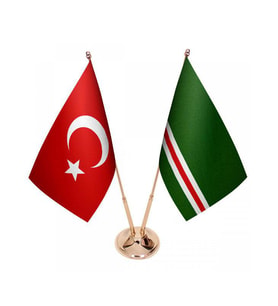Masa Üstü İçkerya Çeçen Bayrağı Türk Bayrağı İkili Pirinç Direk Masa Bayrak Seti