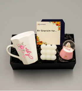 Kişiye Özel Beyaz Kupa & Bubble Mum & Pembe Küre