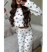 Kadın Uzun Kollu Bisiklet Yaka Desenli Burgu Bluz Ve Pijama Ikili Takım (Beyaz)