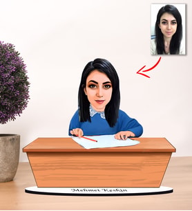 Kisiye Özel Karikatür Mavi Önlüklü Kız Biblo  model