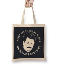 Parks And Rec Lesson of the Swanson Bez Çanta Uzun Saplı