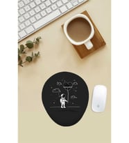 Aşık Astronot Desenli Bilek Destekli Mouse Pad