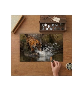 Suda Yürüyen Kaplan Tasarımı 240 parça Ahşap Puzzle Ahşap Kutuda MP00639