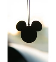 Metal Mickey Mouse Dikiz Aynası Süsü, Eğlenceli ve Şık Dekorasyon
