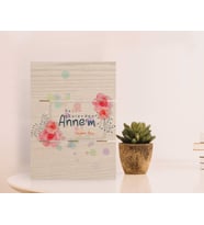 BK Gift Kişiye Özel Bugün Günlerden Annem Tasarımlı Otantik Masaüstü Ahşap Palet Çerçeve-1 (Beyaz)