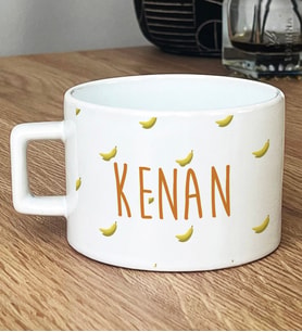 Kişiye Özel İsim Yazılı Hediye Lüks Fincan Muz Desenli Meyveli (Beyaz)