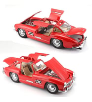 22023 Burago 1:24 Mersedes Benz 300SL 1954 Model Araba