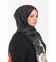 Çiçekli Desen Pavia Seri Şal Eşarp Askısı ile Birlikte 90X200 cm Siyah-90X200