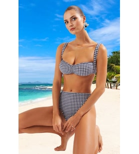 Tasarım Bikini Takımı Yüksek Konfor UV Korumalı Yaz Koleksiyonu Ergonomik Kesim Hızlı Kuruyan
