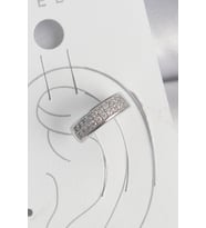 Pirinç Gümüş Renk Zirkon Taşlı Kıkırdak Model Kadın Küpe - TJ-BKP10552