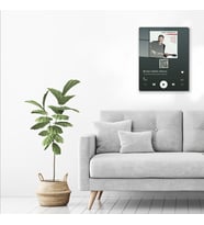DECORITA Youtube Barkodlu Cam Tablo Tuna Kiremitçi, Sena Şener - Birden Geldin Aklıma 30cm x 40cm