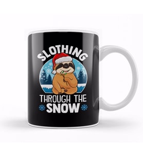 Cute & Funny Slothing Through The Snow Christmas Kupa Bardak Porselen