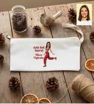 Kişiye Özel Karikatürlü Cute But Taurus Boğa Burcu Kalemlik Ham Bez Doğum Günü Hediyesi