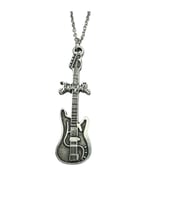 Pentagram Müzik Grubu Temalı Unisex Kolye – Heavy Metal Takı 60 cm (Gümüş)