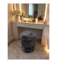 Puf peluş puffy makyaj masası koltuğu (Gri)