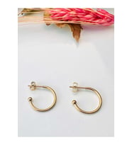 GOLD RENK HALKA ÇELİK KÜPE ACR1648