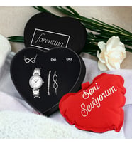 Forentina Kalpli Sonsuzluk Kolye Küpe Bileklik Saat Kalpli Yastık Hediye Set PS3409