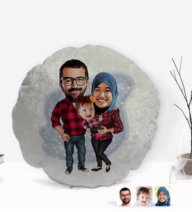 BK Gift Kişiye Özel Tesettürlü Aile Karikatürlü Yuvarlak Dekoratif Kırlent Yastık-2