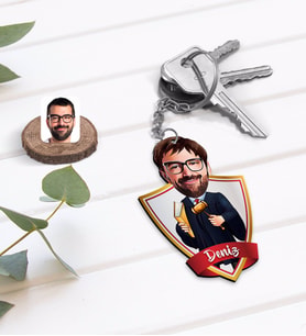 BK Gift Kişiye Özel İsimli Erkek Hakim Karikatürlü Ahşap Anahtarlık-1