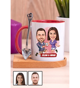 Eşe Yıldönümü Hediyesi Karikatürlü Ahşap Altlıklı Kırmızı Kupa Bardak