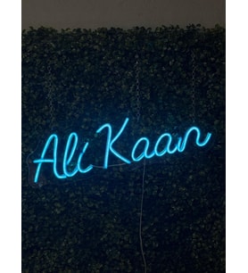 Kişiye Özel Neon LED Yazı 5 Harfli – İsim Yazılı Dekoratif Duvar Işığı (Buz Mavi)