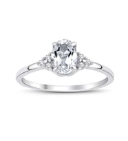 White Topaz Oval Tektaş Yüzük