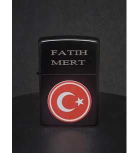 Özelleştirilebilir ( Kişiye Özel) Türk Bayrağı Tasarımlı Kutulu Benzinli Çakmak