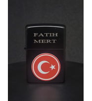 Özelleştirilebilir ( Kişiye Özel) Türk Bayrağı Tasarımlı Kutulu Benzinli Çakmak
