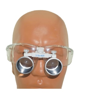 HiperLupa ST555 Doktor Gözlük Univet Yeşil Beyaz Çerçeve 3-5X Beyaz Loupe