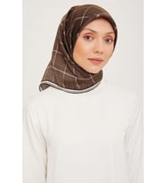 Armine Nostalji Serisi İpek Twill Eşarp 9029D-04 (KAHVE)