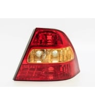 Toyota Corolla 2002-2003 Sağ Stop 81551-02190